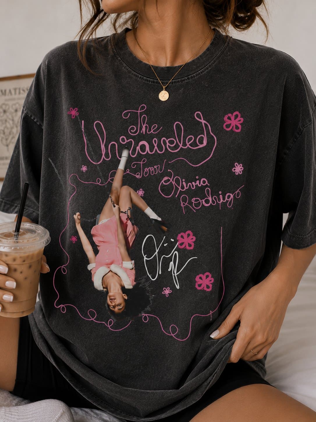 Olivia Rodrigo Comfort Colors® T-Shirt, The Unraveled Tour Graphic Tee, Vintage Pop Music Shirt, Oversized Fan Gift, Pepper Concert Tee
